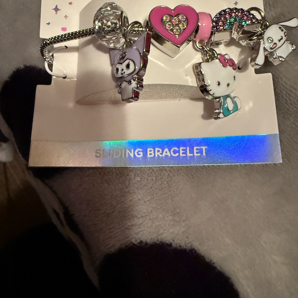 Hello Kitty Heart Charm Bracelet - Pink and Silver